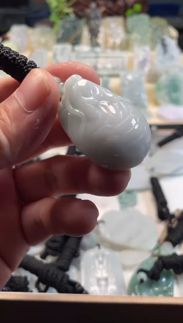 颈饰未镶嵌翡翠11/19/055