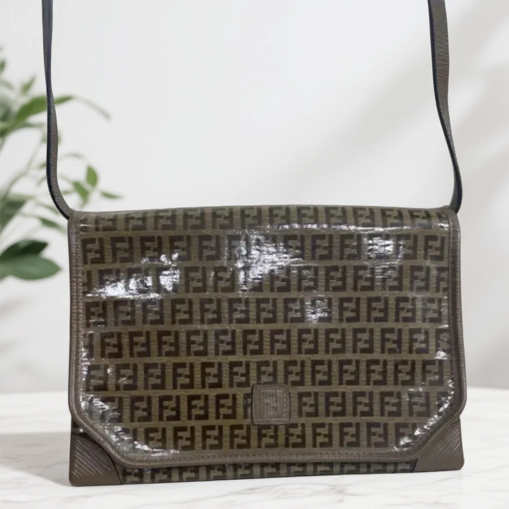 95新 FENDI/芬迪 暮野/芬迪斜挎包/25203