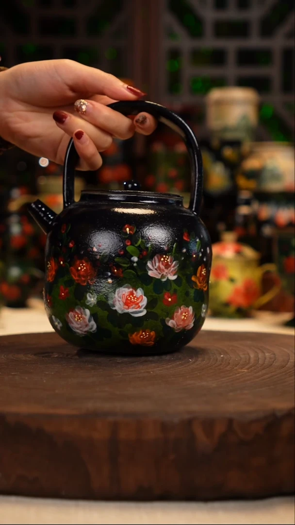 油画   手绘釉下彩