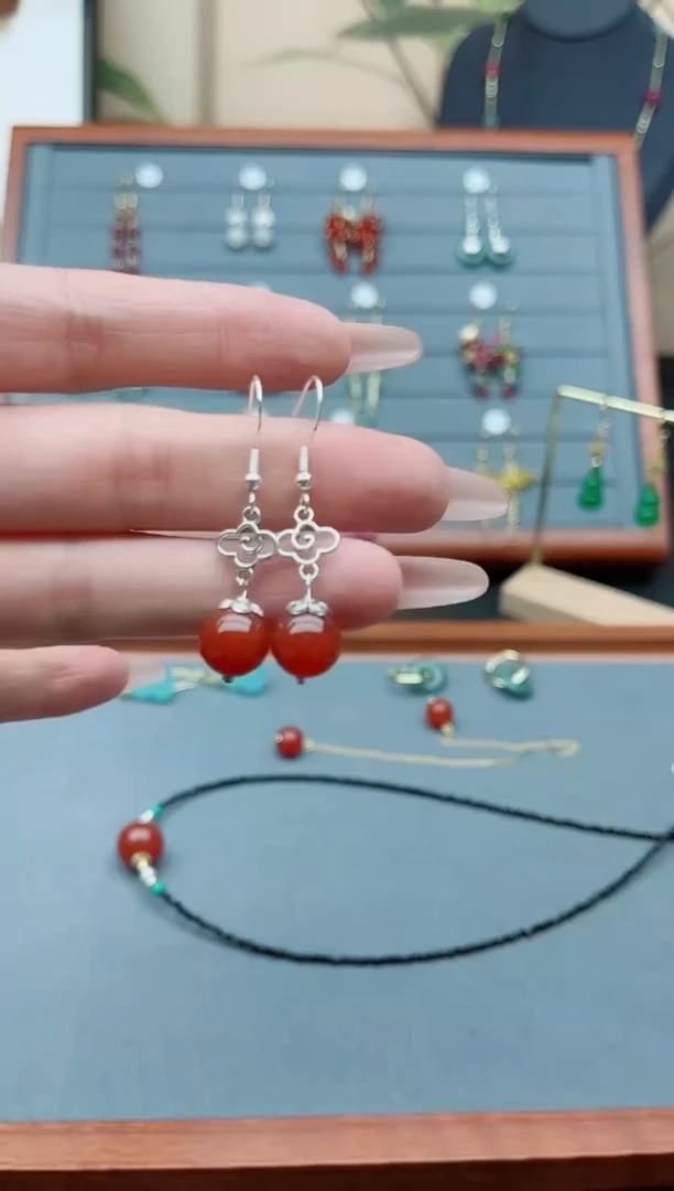 【闪购商品】南红玛瑙耳饰银S925镶嵌239