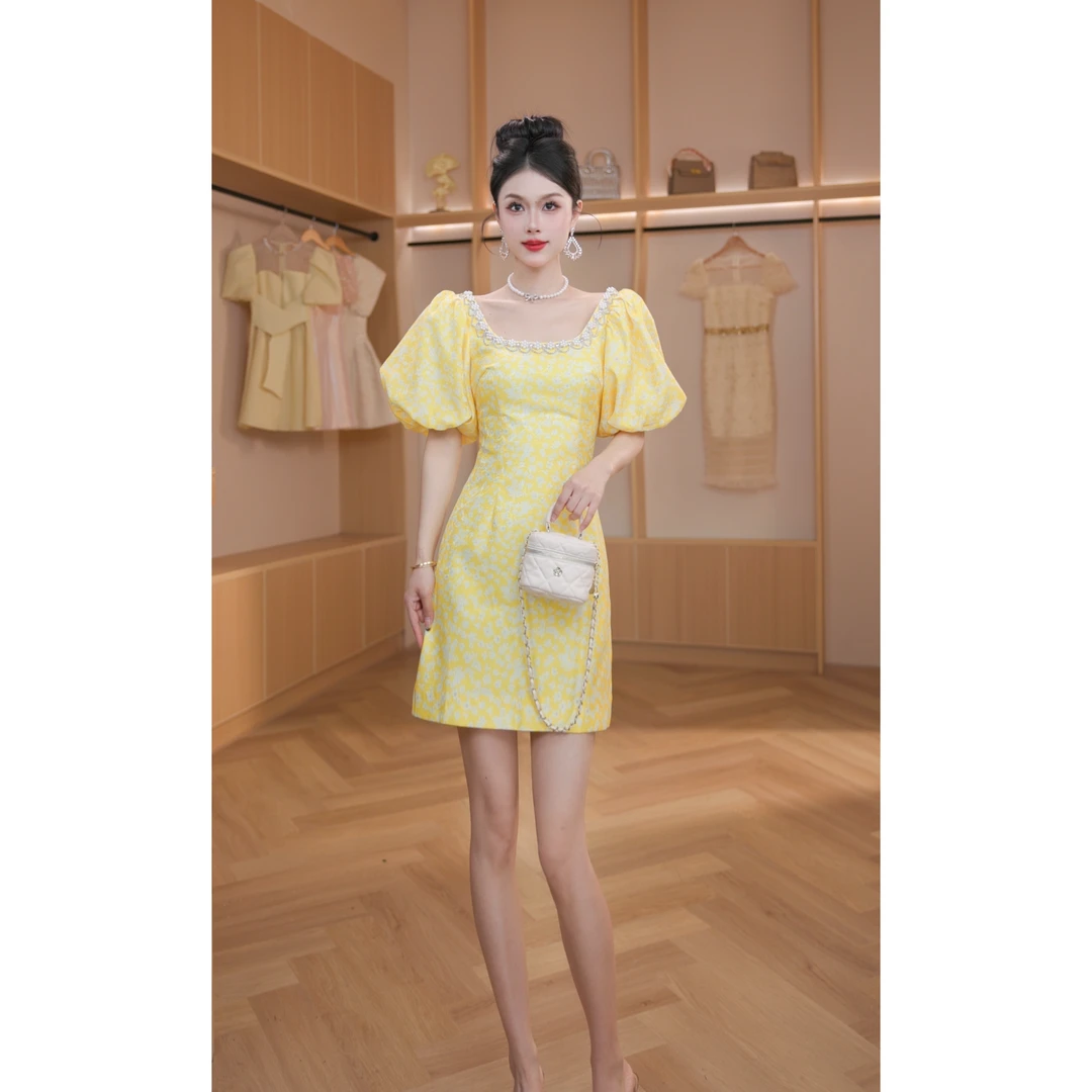 【设计师定制】新款法式钉珠碎花甜美气质泡泡袖连衣裙20097