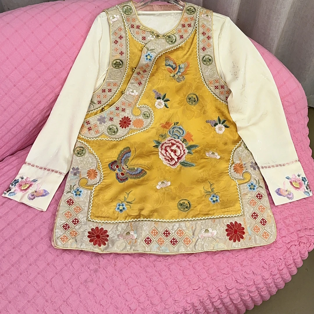 新中式刺绣百搭圆领上衣