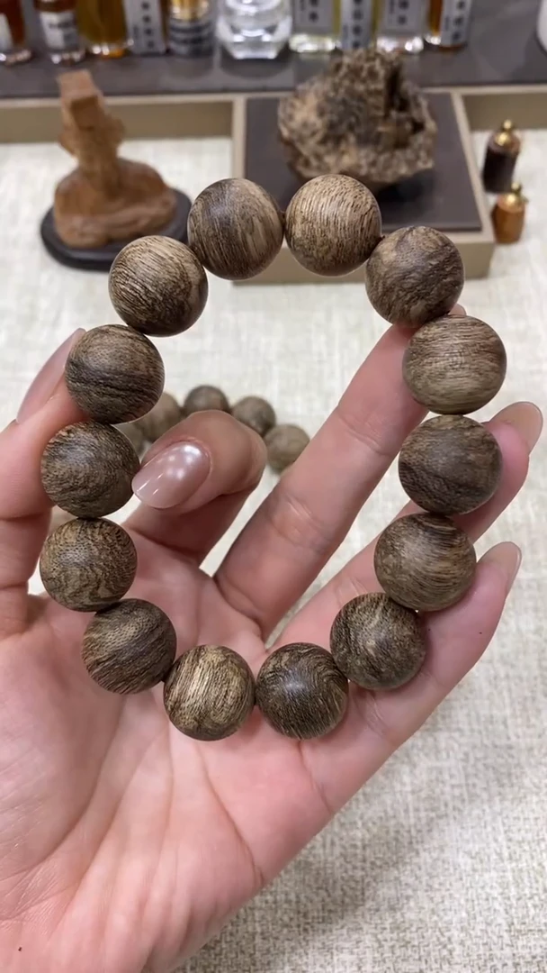 沉香沉香碎屑木*菩萨棋沉香1.6