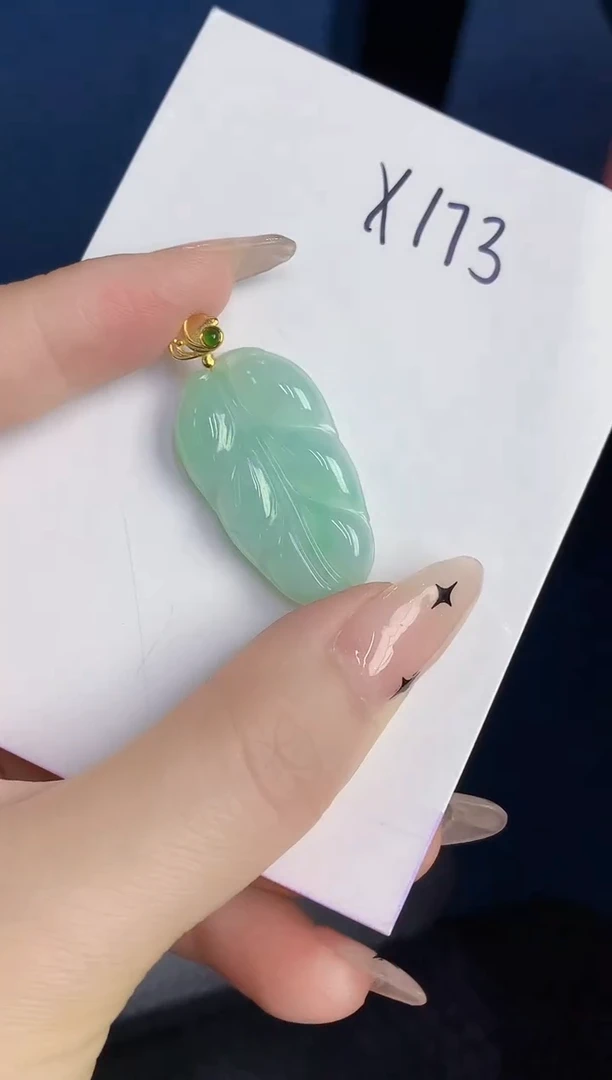 颈饰未镶嵌翡翠缅甸天然翡翠A货