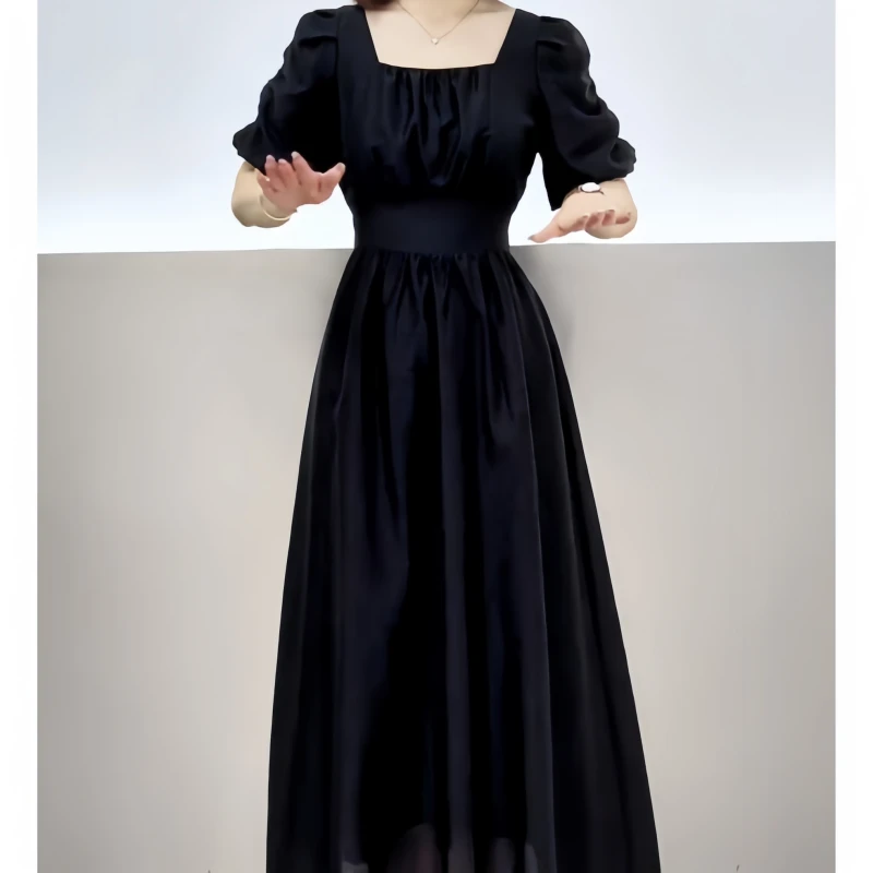 秋季胖mm时尚设计款泡泡袖方领连衣裙休闲风高腰赫本风显瘦连衣裙