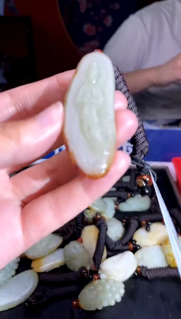 和田玉未镶嵌挂件1