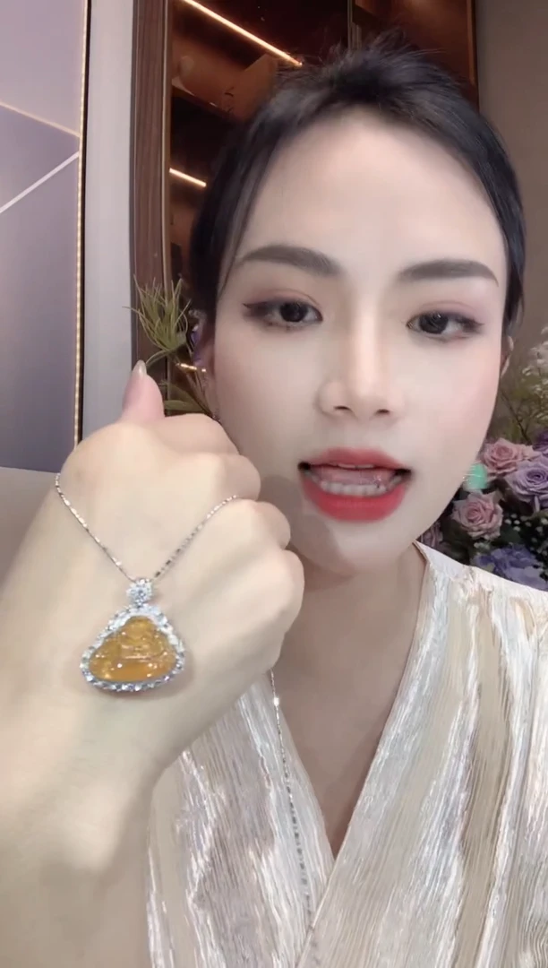 翡翠18K金镶嵌吊坠(不含链)A79