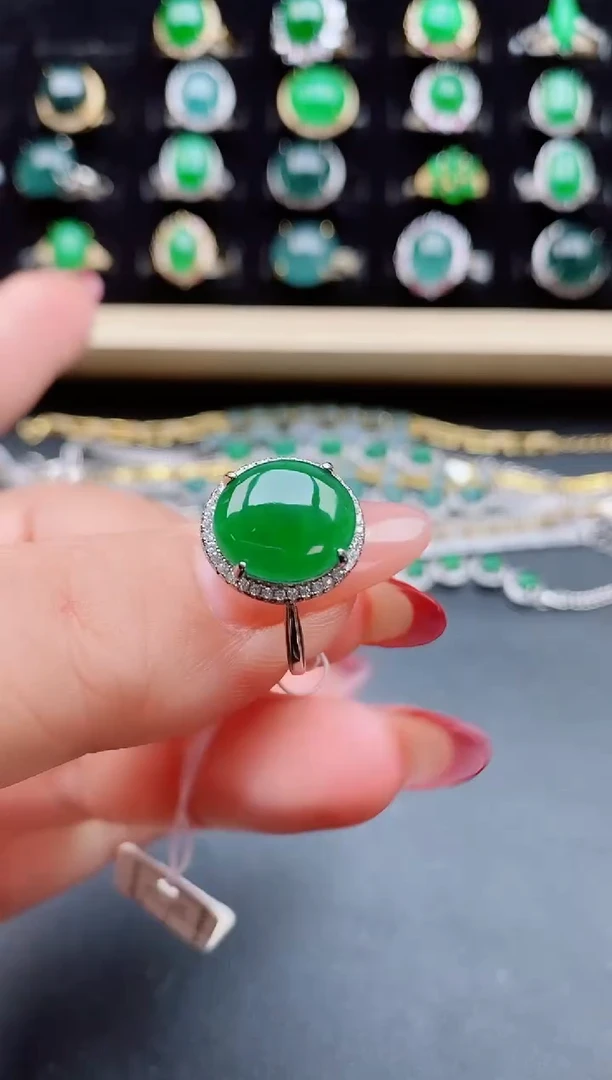 【闪购商品】翡翠戒指银S925镶嵌850850