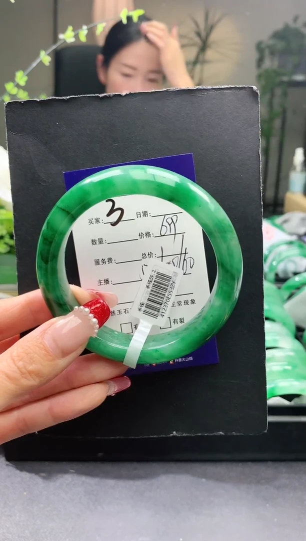 【闪购商品】石英质玉手镯未镶嵌3序号圈口59+