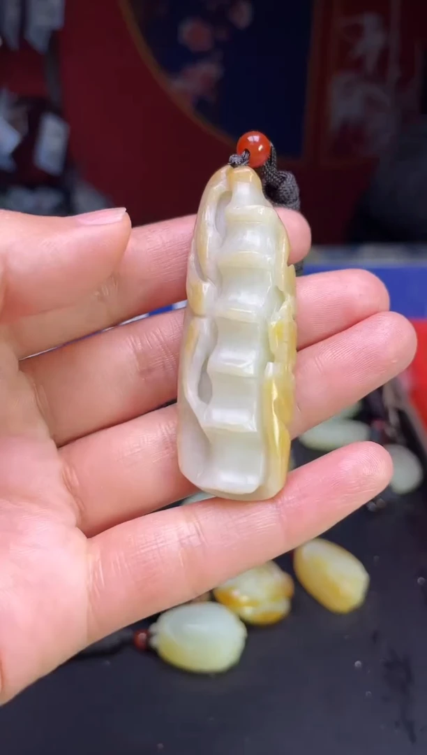 颈饰未镶嵌和田玉1