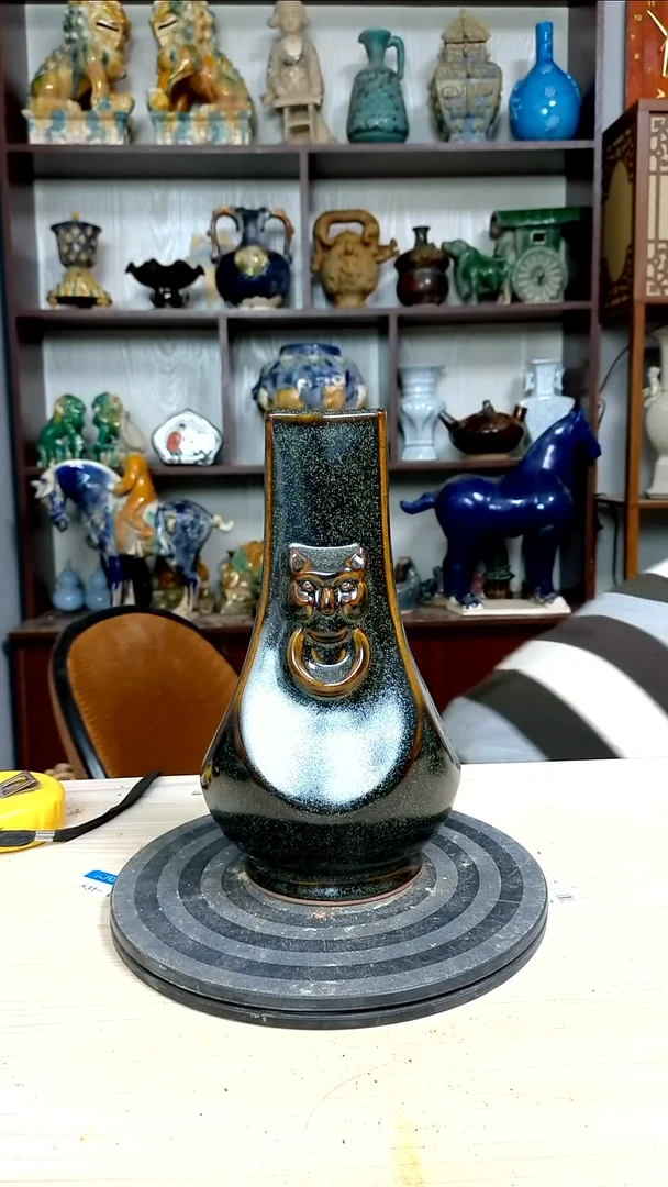 经典精美复古风格瓷器