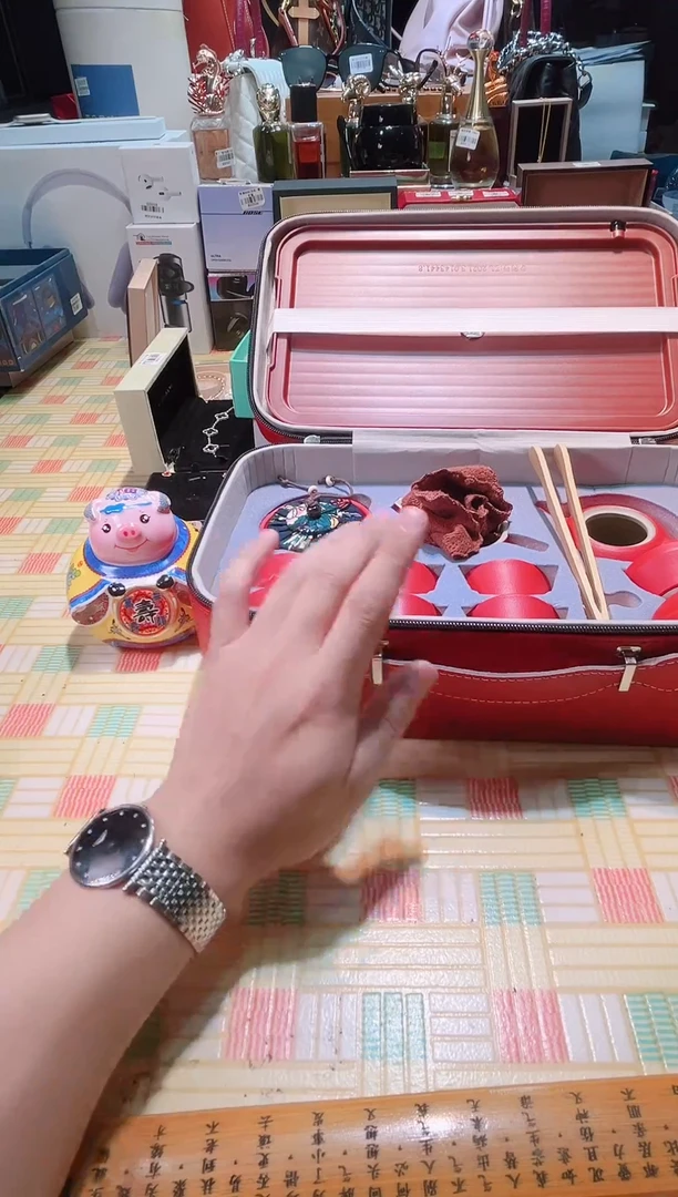 瓷片瓷器 库房到期 全部地板价@@1