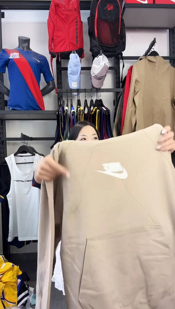822   编码 瑕疵款直播间过款为准 尺码 L