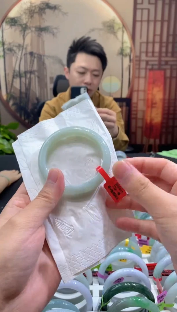 未镶嵌手镯翡翠000088281