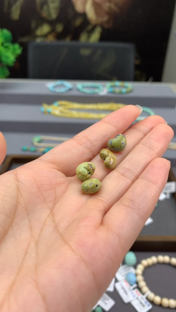 未镶嵌单珠南红玛瑙Q12