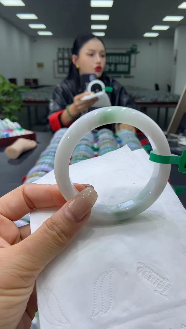 未镶嵌手镯翡翠0000979