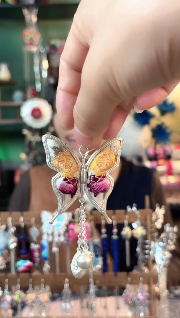 织绣彩云南阁非遗老绣667