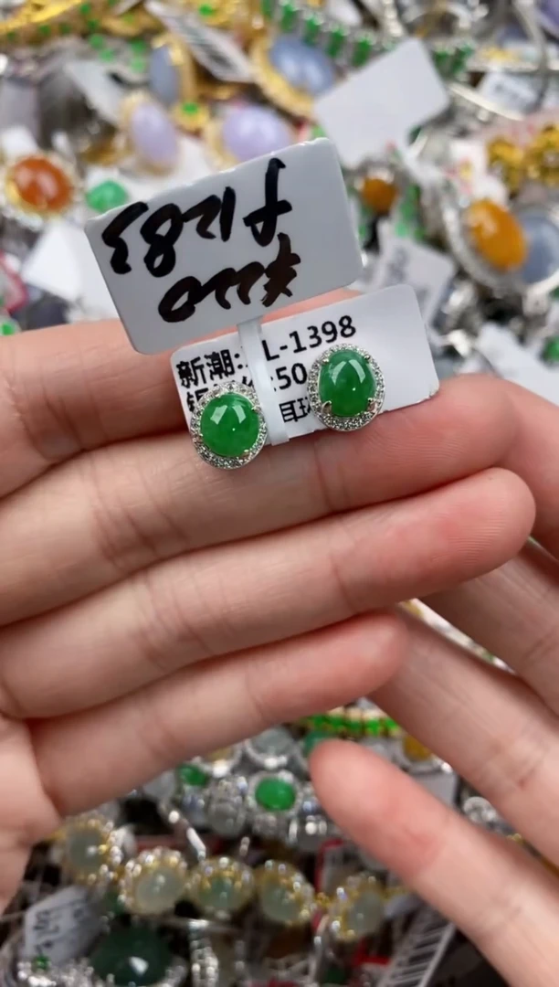 银S925镶嵌戒指翡翠888    3