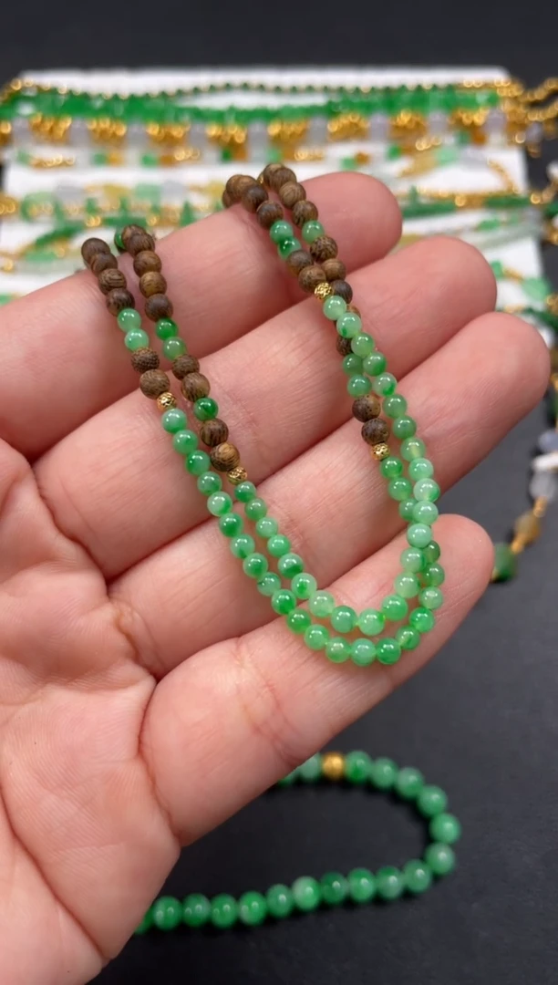 套链18K金镶嵌翡翠多样性 发货一条   P258