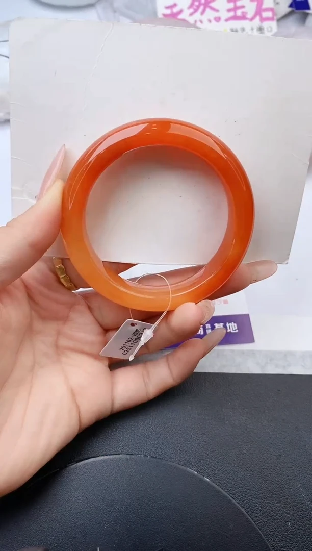 未镶嵌手镯石英质玉w144-HHB