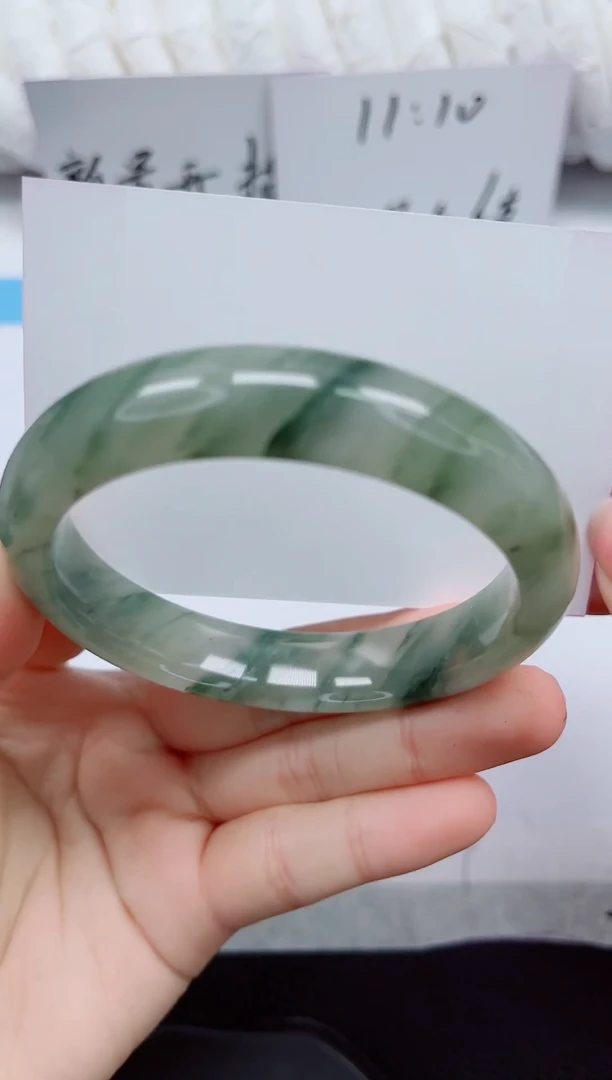 未镶嵌手镯石英质玉132-58/59