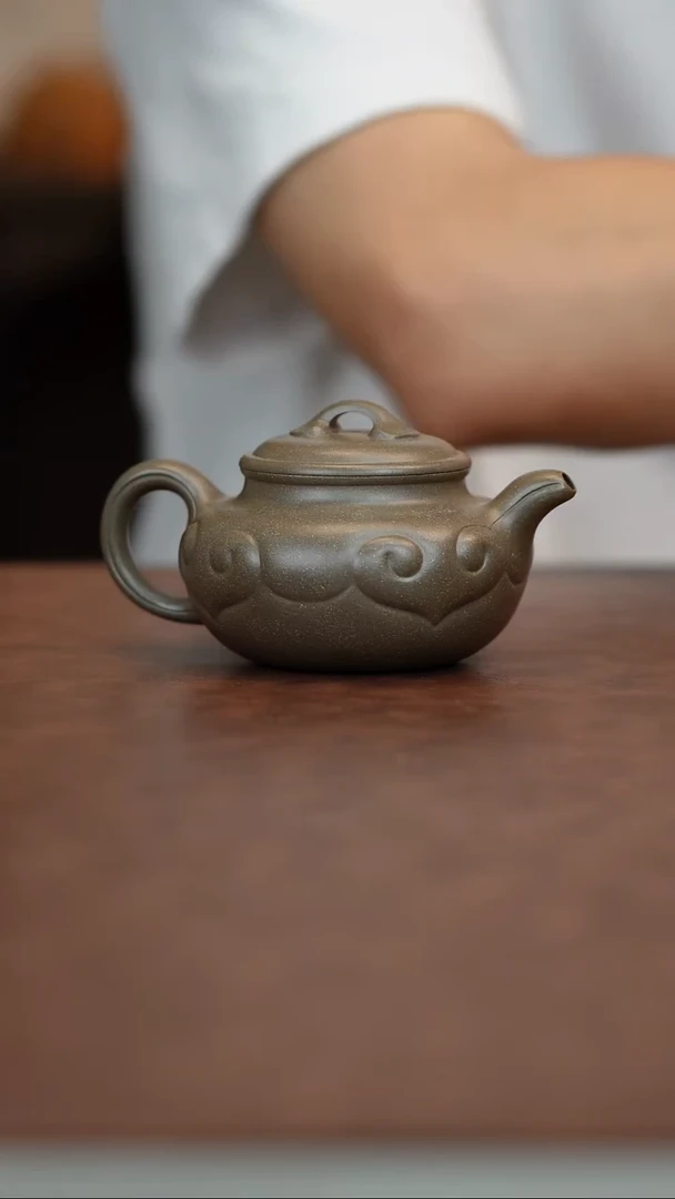 茶壶紫砂?**?原矿宜兴紫砂茶壶