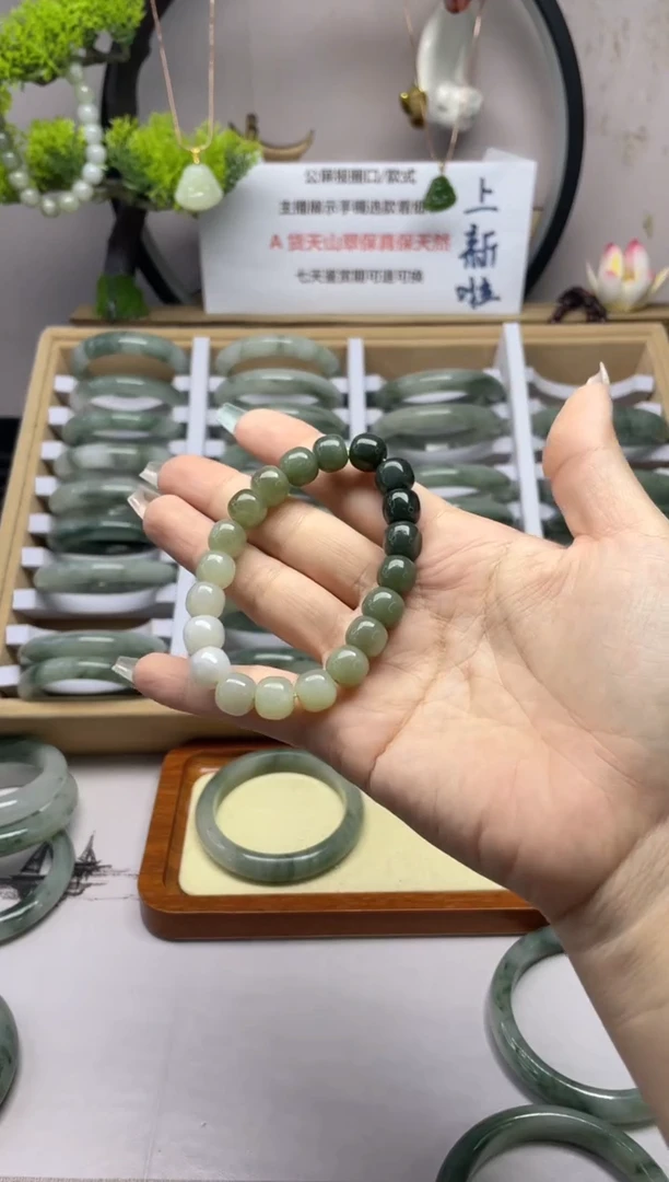 【闪购商品】和田玉（青白玉）手链未镶嵌随机发货