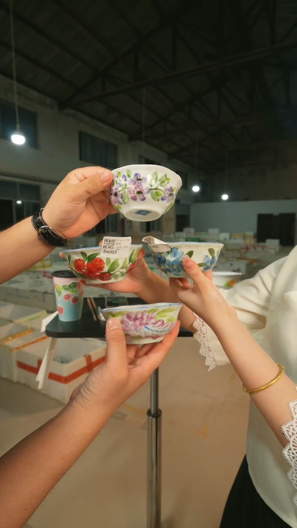 碗4只装景德镇高温釉下手绘陶瓷