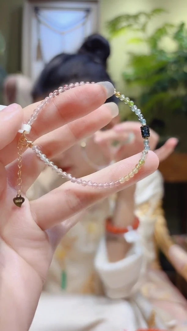 【闪购商品】碧玺手串银S925镶嵌回纹小米珠碧玺手链H