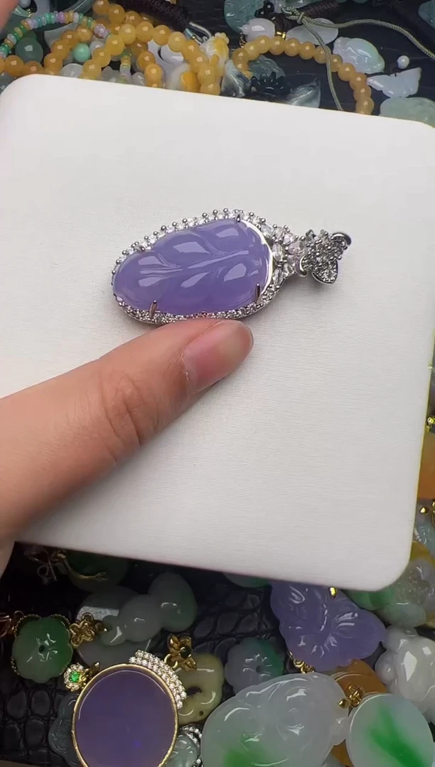 翡翠未镶嵌颈饰天然缅甸翡翠吊坠