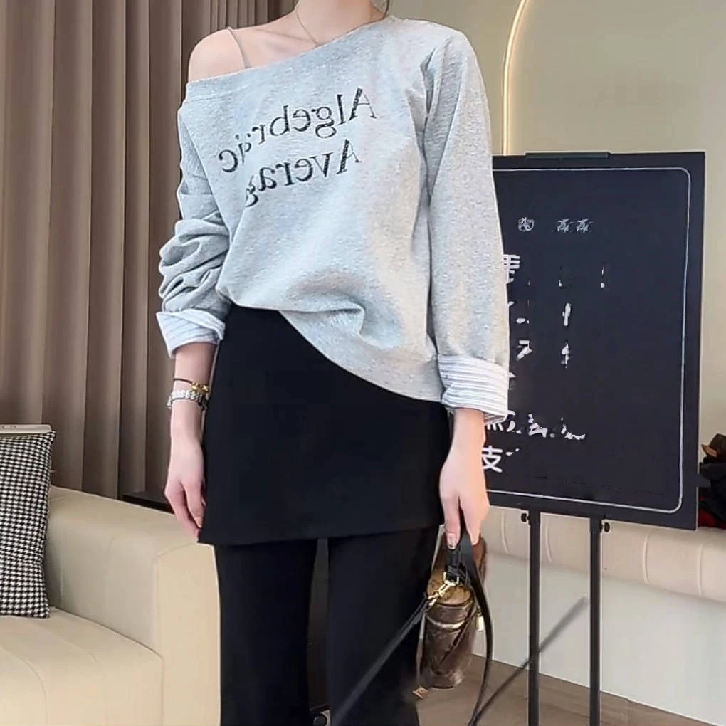 韩版字母印花宽松休闲百搭斜肩卫衣女春季2025新款设计感长袖上衣