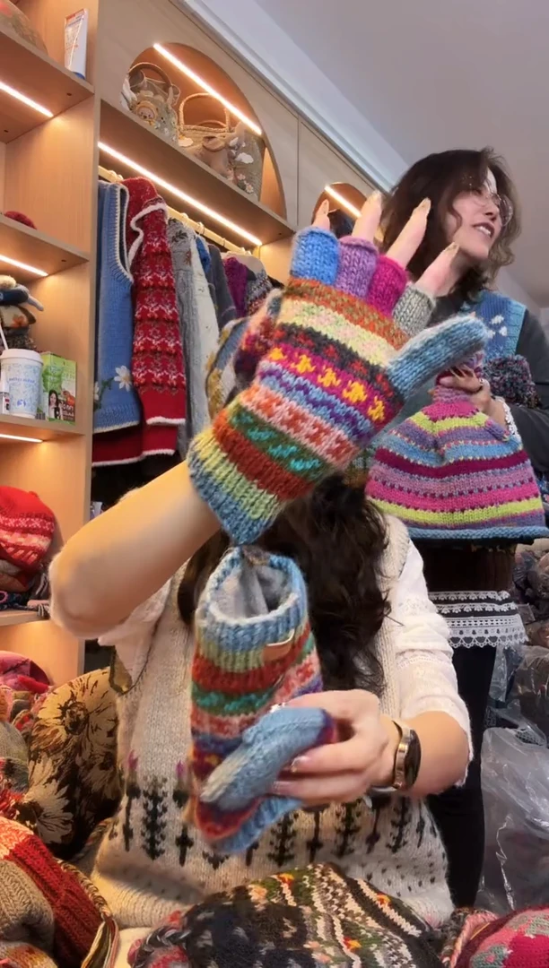 纯棉东****?百羊毛五指手套A509