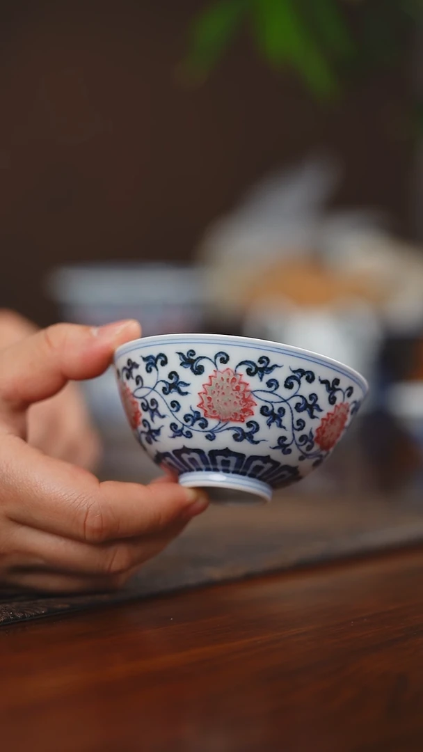 其他瓷P****e平生一盏釉里红单杯