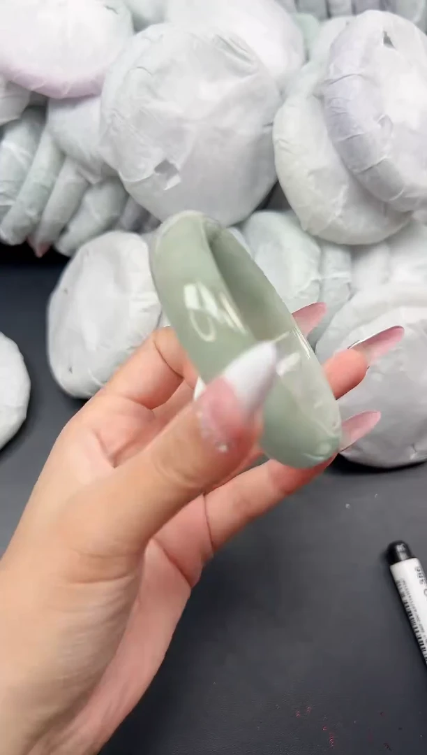 精品手镯，一物一拍J-053