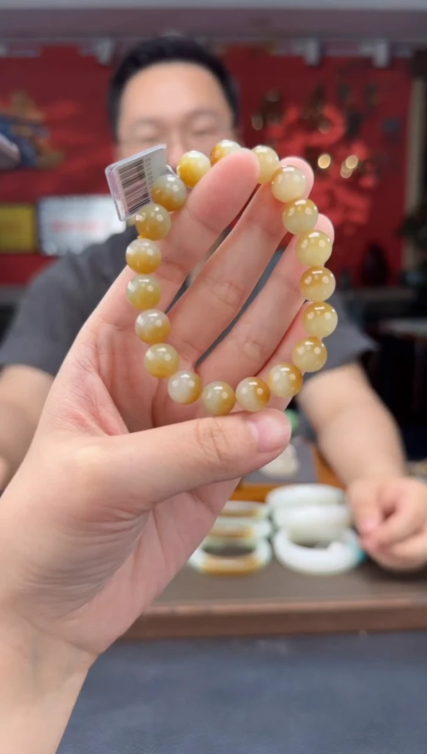 手串未镶嵌和田玉且末糖白单圈手串