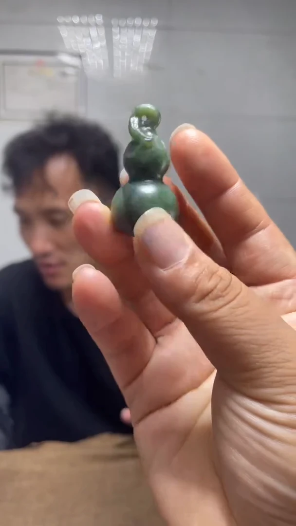 和田玉未镶嵌挂件1