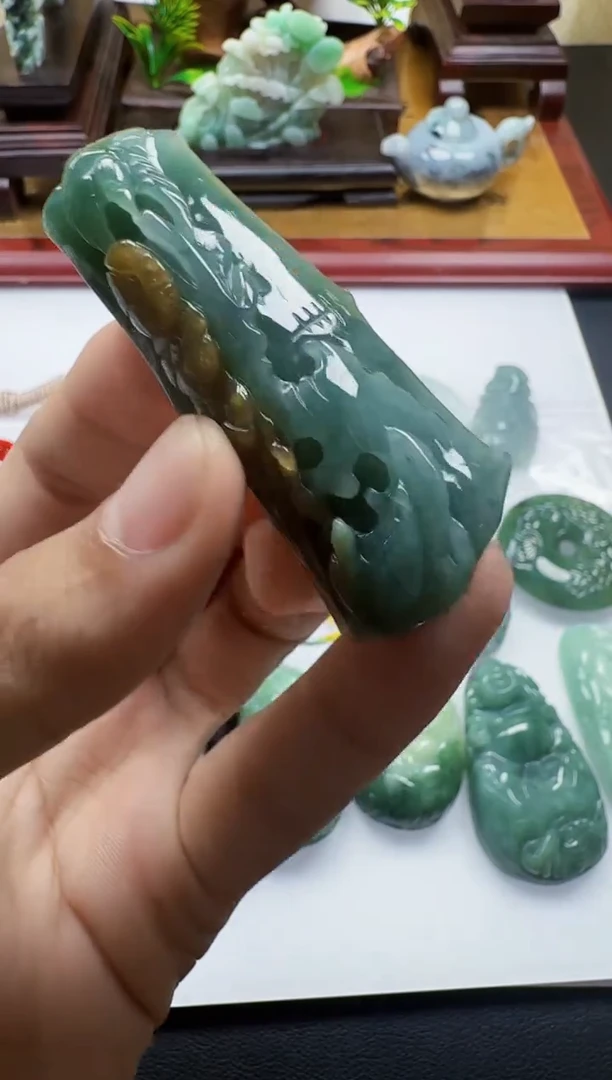 吊坠(不含链)未镶嵌翡翠1