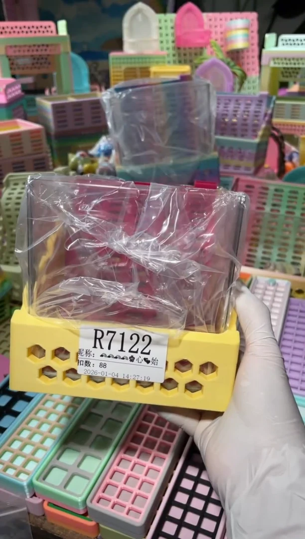 陌派有钳寄居蟹7122