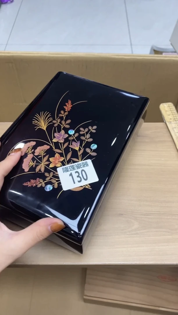 瓷片小*?隆莲瓷器欢迎大家