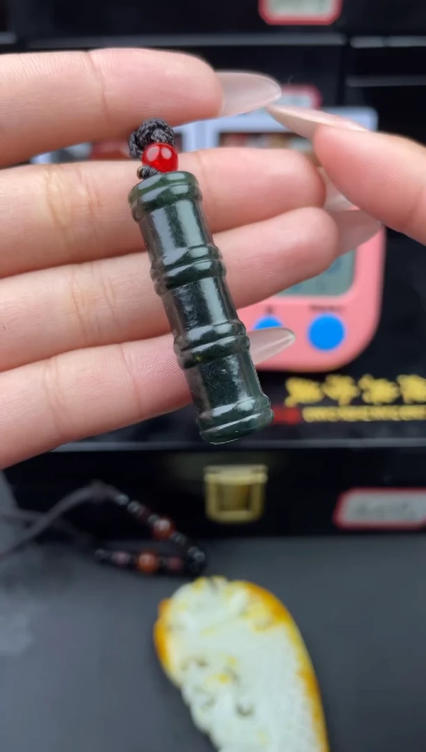 【闪购商品】和田玉吊坠未镶嵌1