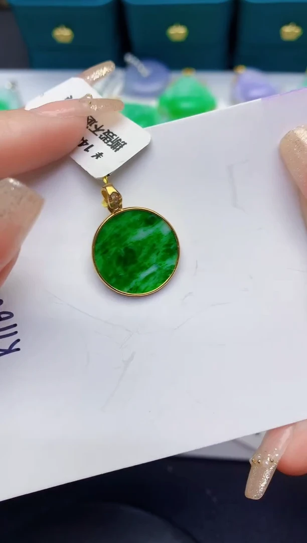 颈饰未镶嵌翡翠缅甸天然翡翠A货