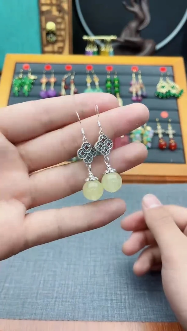 【闪购商品】玛瑙/玉髓耳钉银S925镶嵌323000