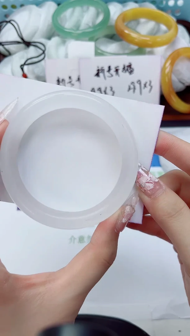 未镶嵌手镯石英质玉5-56.1