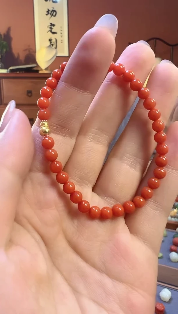 18K金镶嵌手串南红玛瑙ʚ***ɞ南红5.8mm
