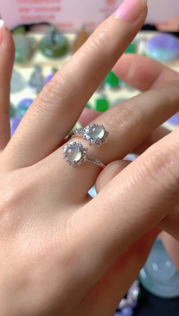 银S925镶嵌戒指翡翠小*咪戒指