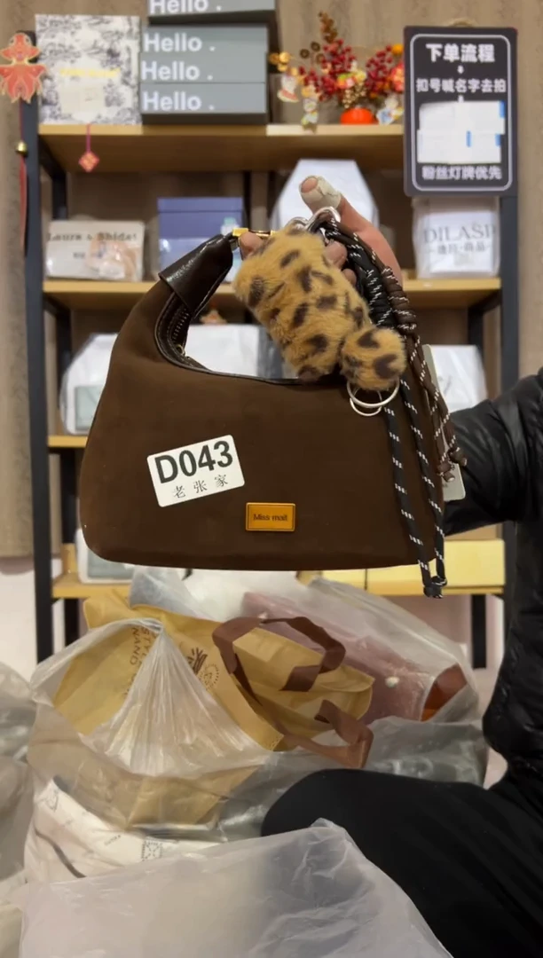 小牛剖层皮革老张家女包043