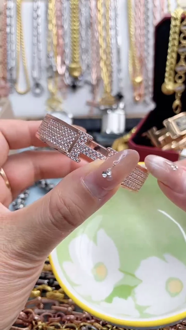 瓷片AAAAAAAAAAAAAAAA