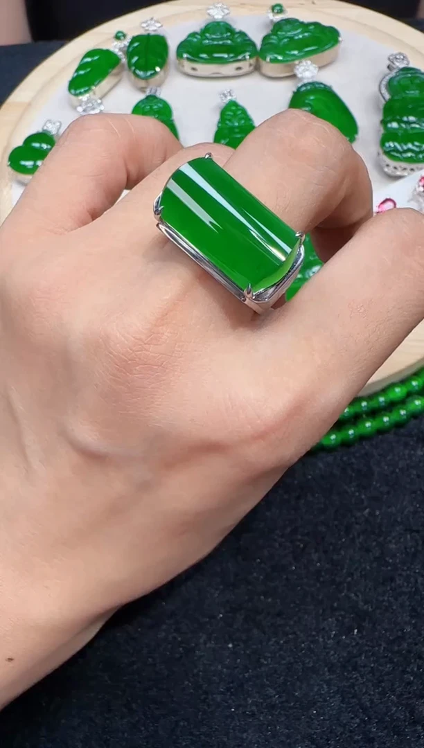 未镶嵌定制翡翠翡翠戒指183