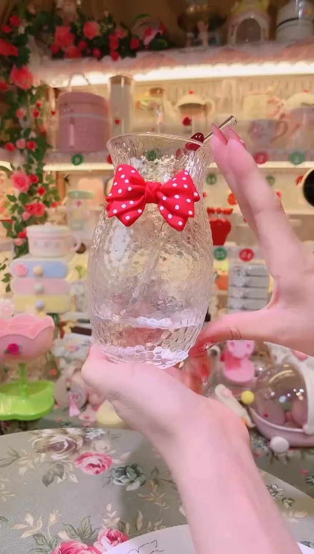家居美物~蝴蝶结吸管果汁杯~品质好发货快放心拍！