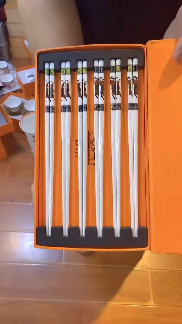 杯鸿辉家品牌瓷器，京东包邮！